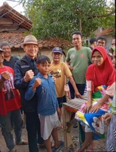 Karna Sobahi Kunjungi Warga Terkena Musibah Kebakaran