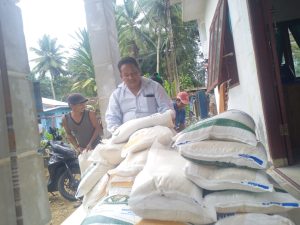 Penyaluran Beras Bulog 10kg (Badan Pangan Nasional) tahap 4 Desa simpang tiga lae Bingke