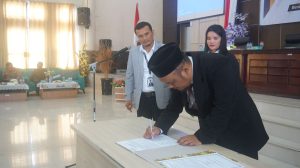 Bawaslu Pakpak Bharat Lantik 24 Anggota Panwascam, Begini Pesan Ketua Bawaslu