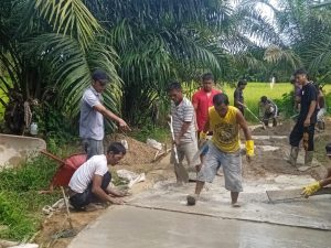 Kepala Desa par sihotangan klarifikasi soal Maraknya Pemberitaan Di beberapa media yang di Di Duga proyek pembangunan Rabat beton Dusun 1 jadi Ajang Korupsi, dengan Anggaran Rp. 467.218.000; tahun 2024.