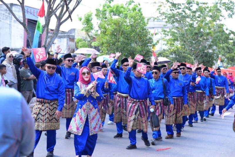 Ribuan Peserta Pawai Ta’aruf MTQ Ke-49 dilepas Bupati dan Wakil Bupati Bengkalis