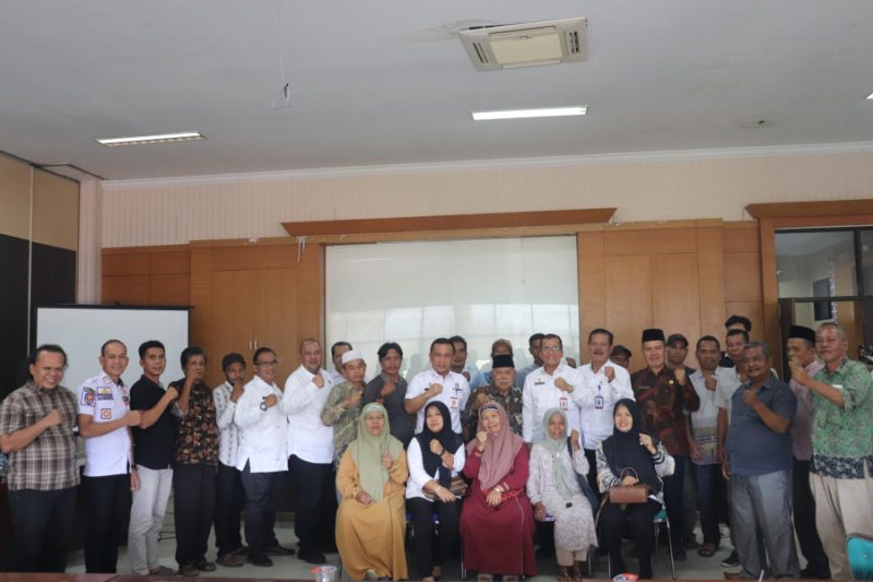 Sekretaris Daerah Kabupaten Padang Lawas Utara Pimpin Rapat Tindak Lanjut Sengketa Lahan Masyarakat Yang  Diklim PT. TPL