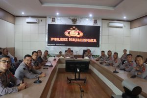 Polres Majalengka Ikuti Zoom Meeting Penyampain Hasil Reviu Penilaian Mandiri Pelayanan Publik