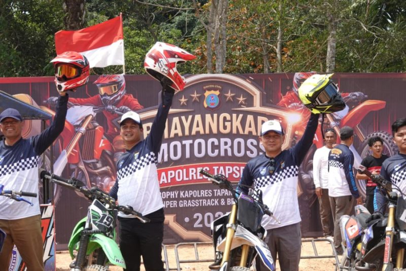 Pembukaan Bhayangkara Motocross Polres Tapsel Dihadiri Sekdakab Paluta