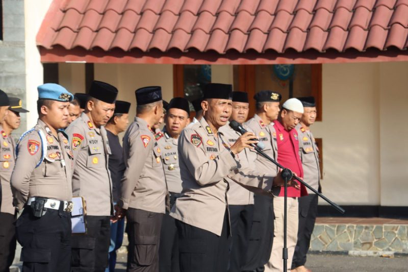 Kabag SDM Polres Majalengka AKBP Kustadi, Pimpin Apel Pagi