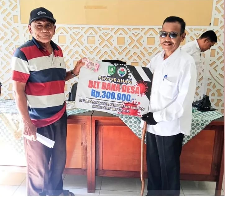 Pemerintah Desa Bantan Tua Kecamatan Bantan Salurkan Pembagian BLT DD Tahap III Bulan Juli,T.A.2025